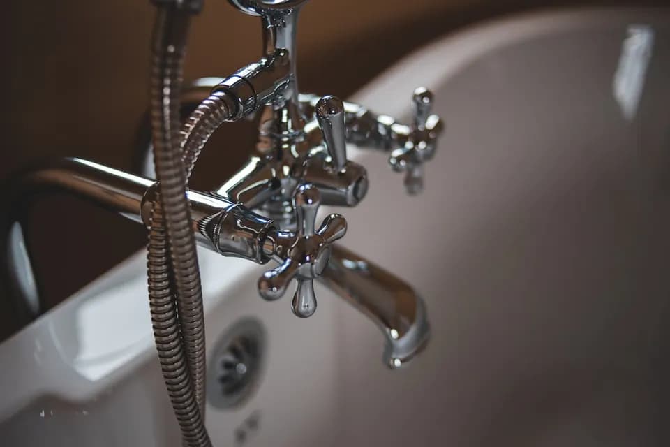 Plumbing services in Dubai - tap, leak and bathroom repairs by Top Fixers
